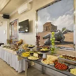 Hotel Simon
