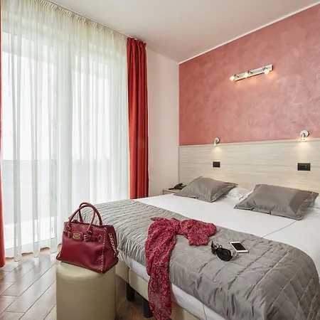Simon Hotel Pomezia