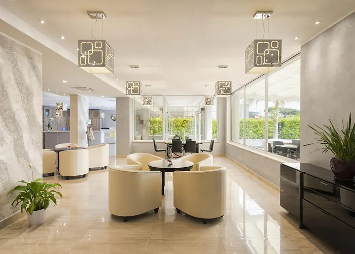 Ξενοδοχείο Simon Pomezia